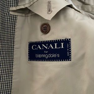 Canali by Bloomingdale’s sports jacket like new navy/tan. Size 42R-44R
